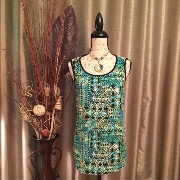 B.L.E.U. Tops - Beautiful Multicolored High-Low Design Dress Top